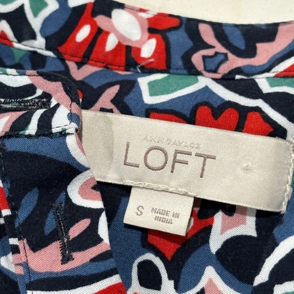 Loft long Sleeve multi color Mosaic floral Print Shift Dress Size small - Picture 9 of 11